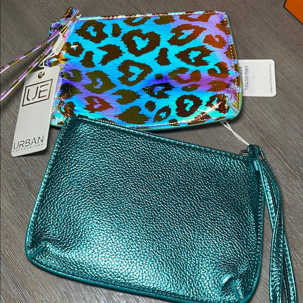 Urban expressions wristlets/pouches